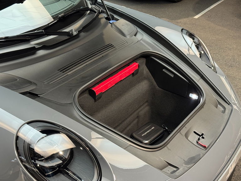 Porsche 992.2 Carrera GTS