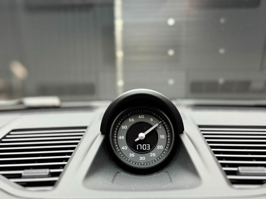 Porsche 992.2 Carrera GTS