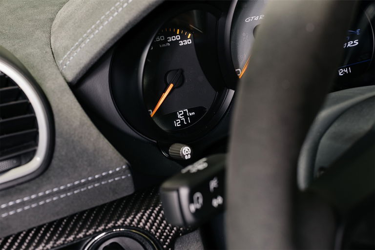 Porsche 718 Cayman GT4 RS