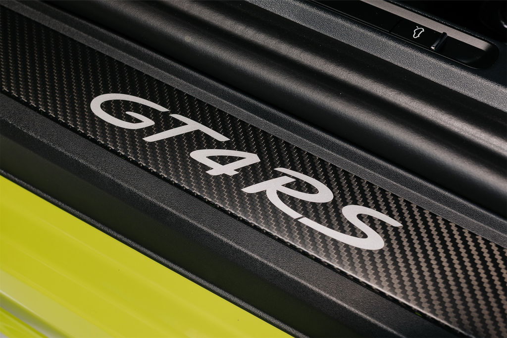 Porsche 718 Cayman GT4 RS