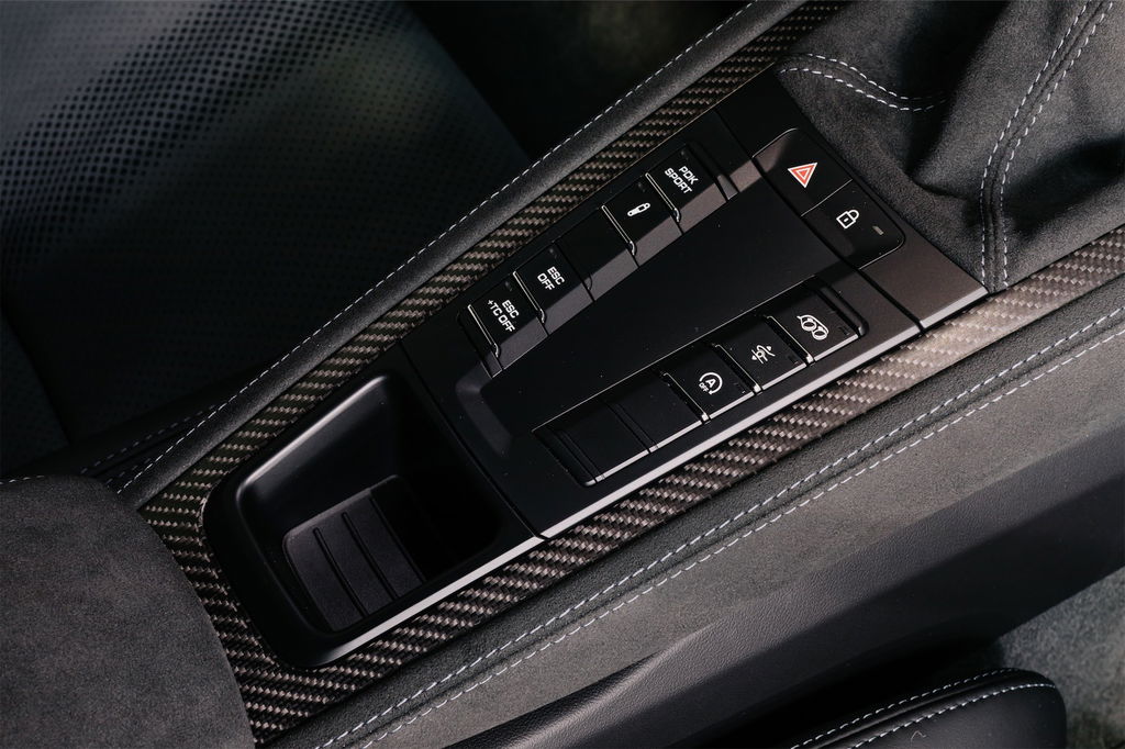 Porsche 718 Cayman GT4 RS