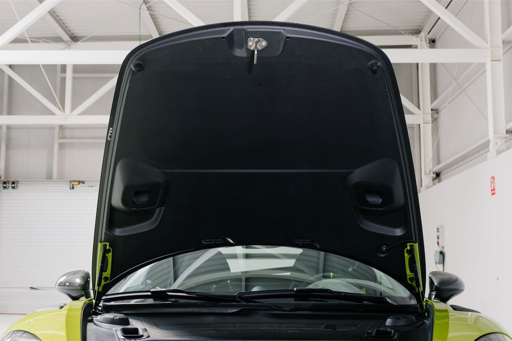 Porsche 718 Cayman GT4 RS