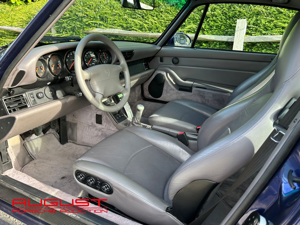 Porsche 993 Carrera 4S