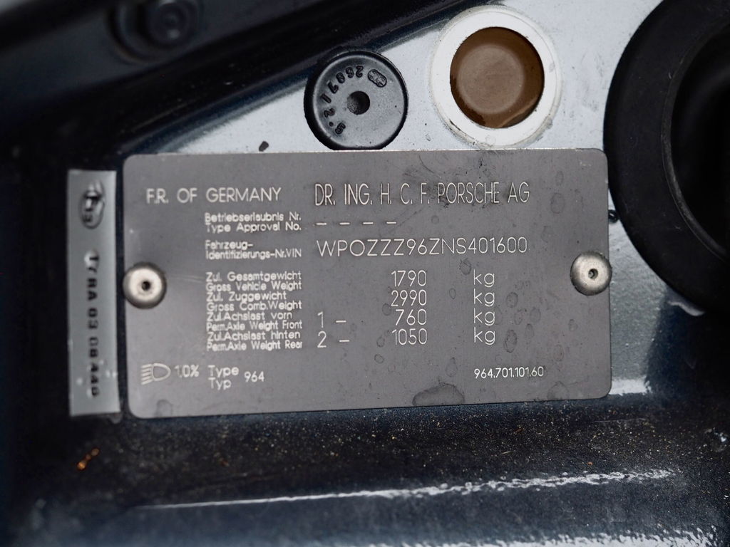 Porsche 964 Carrera 4