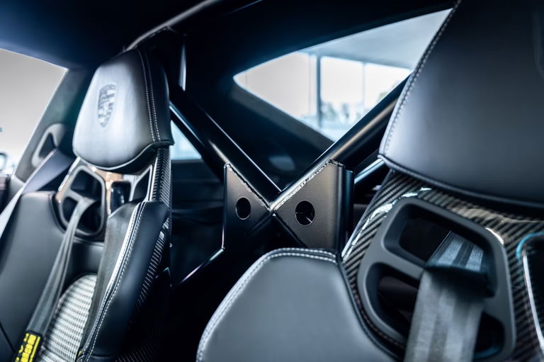 Porsche 992 GT3 Touring