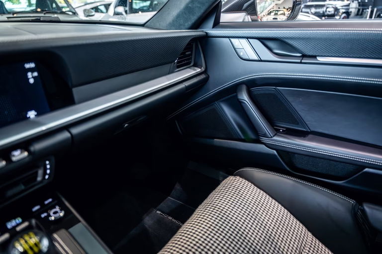 Porsche 992 GT3 Touring