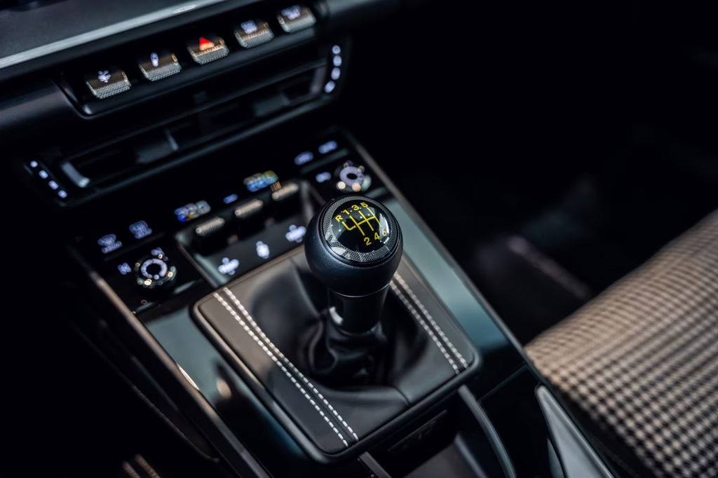 Porsche 992 GT3 Touring