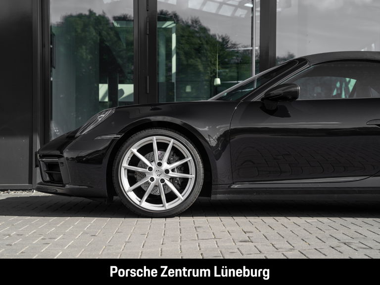 Porsche 992 Carrera