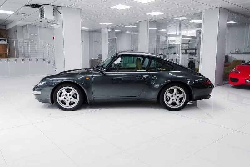 Porsche 993 Carrera 4