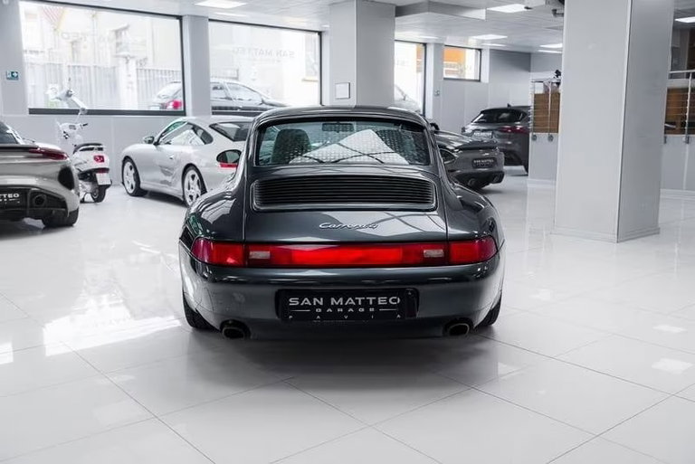 Porsche 993 Carrera 4