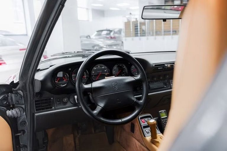 Porsche 993 Carrera 4