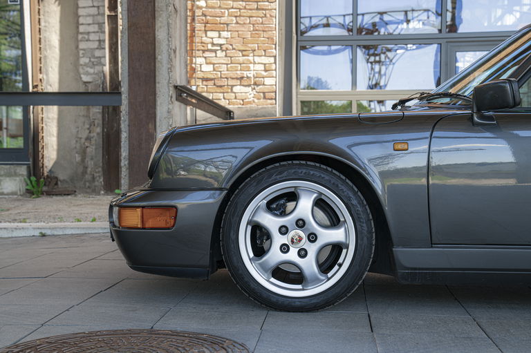 Porsche 964 Carrera 4