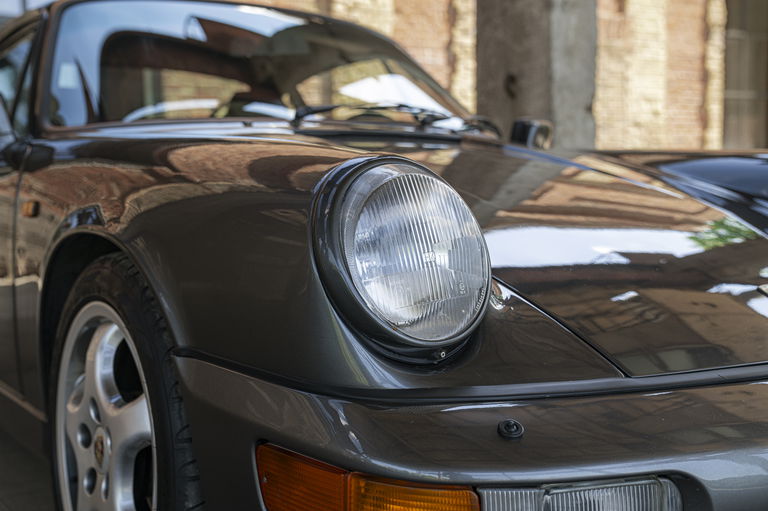Porsche 964 Carrera 4