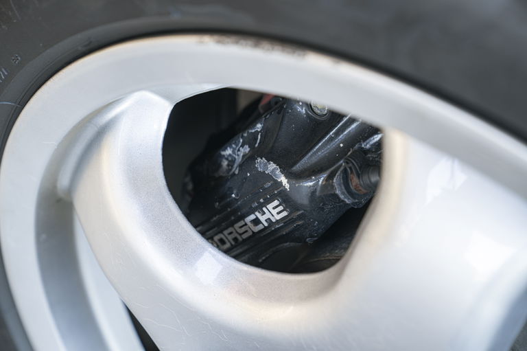 Porsche 964 Carrera 4