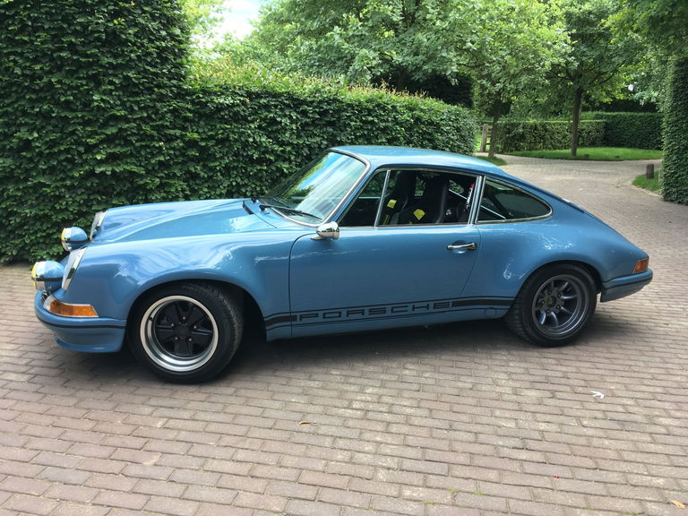 Porsche 911 Backdate