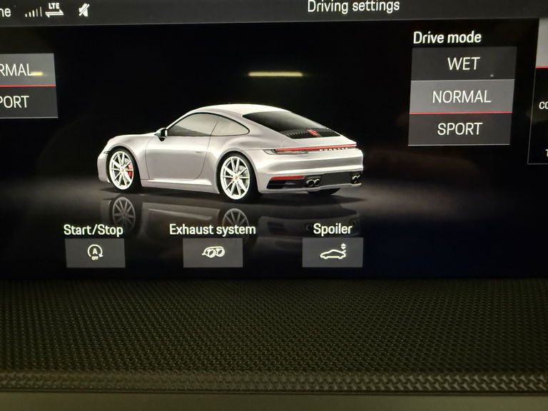 Porsche 992 Carrera 4S