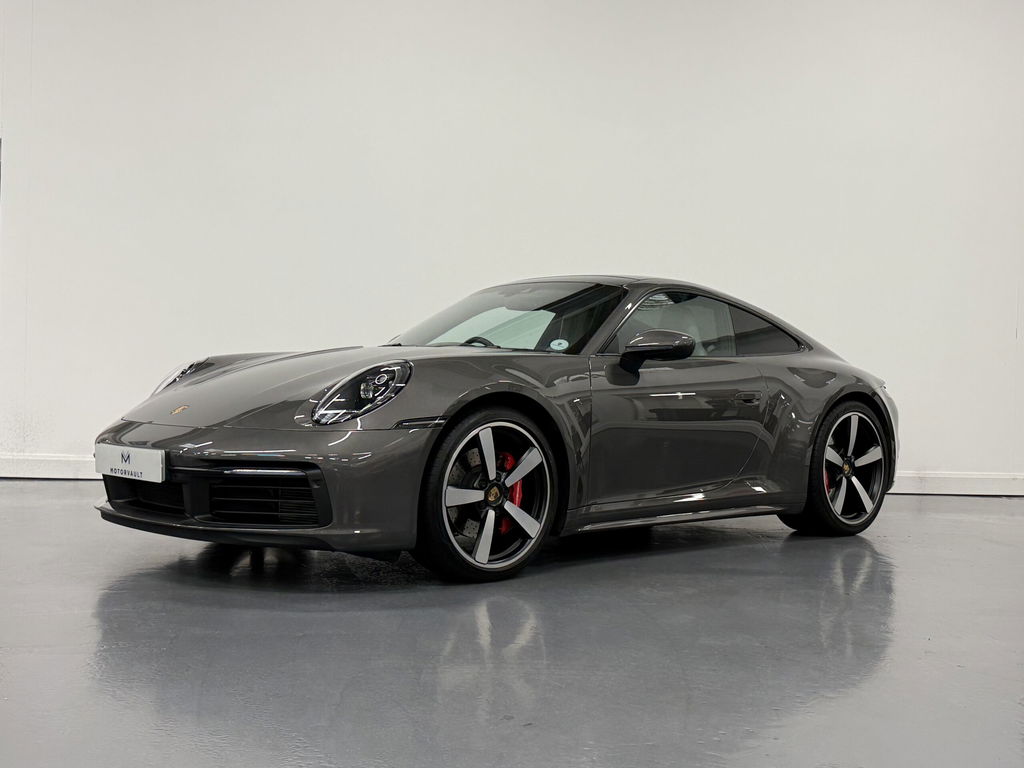 Porsche 992 Carrera 4S
