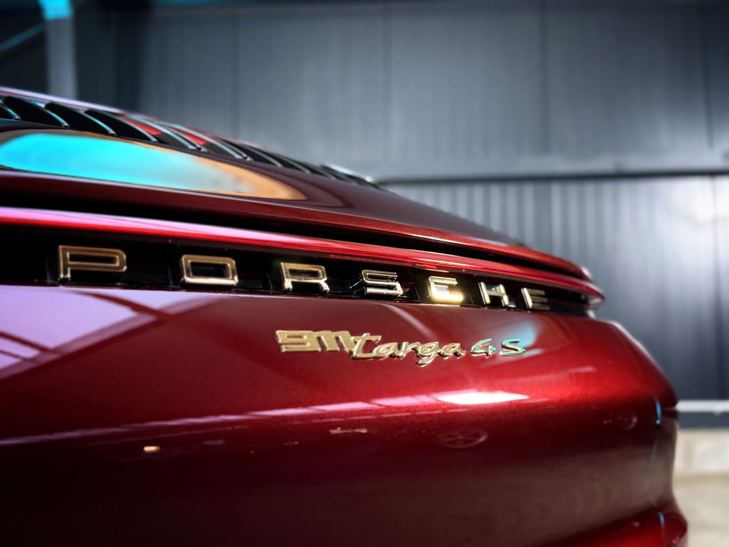 Porsche 992 Heritage Design Edition