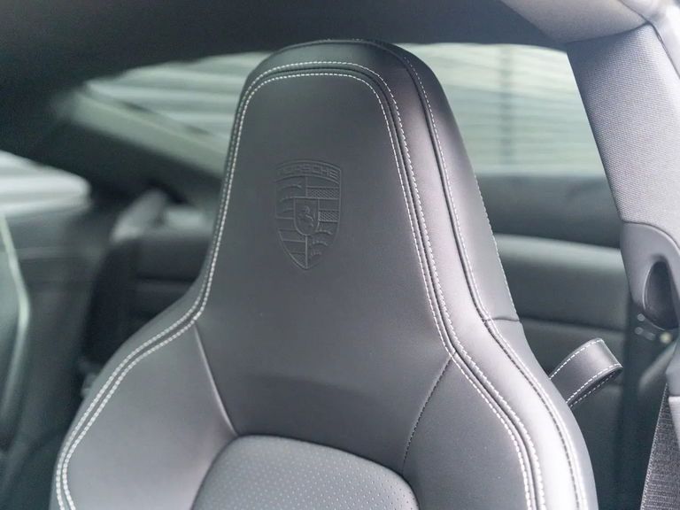 Porsche 992.2 Carrera