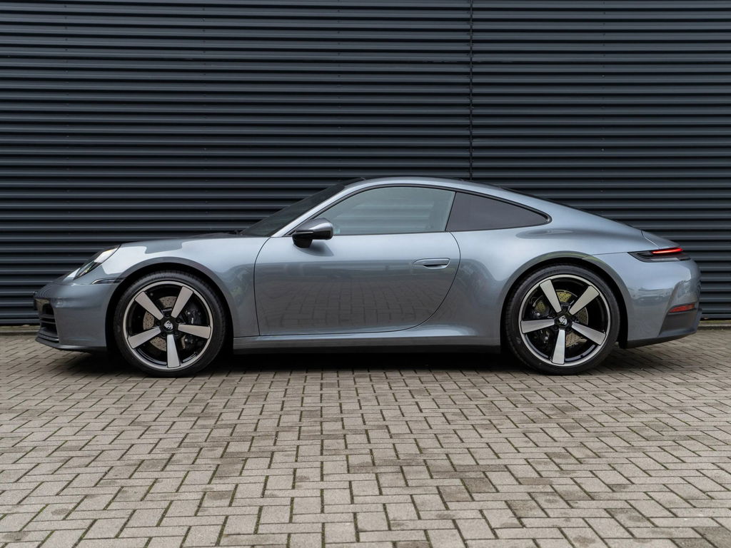 Porsche 992.2 Carrera
