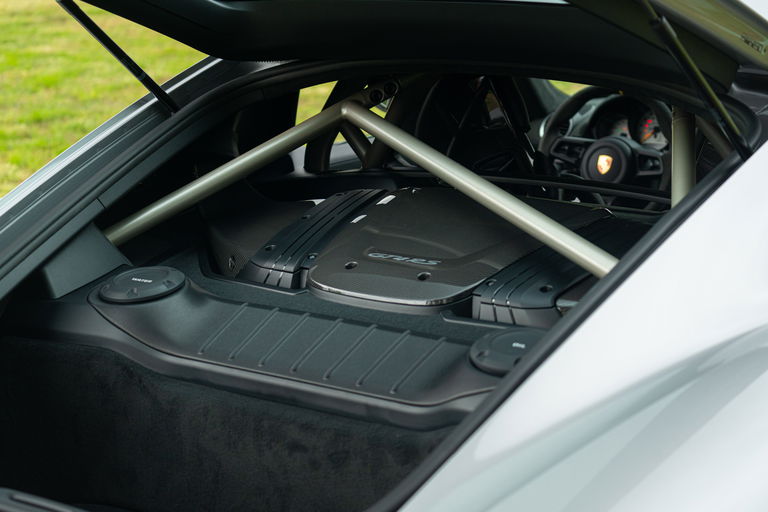 Porsche 718 Cayman GT4 RS