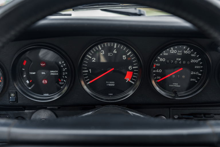 Porsche 911 Carrera 3.2