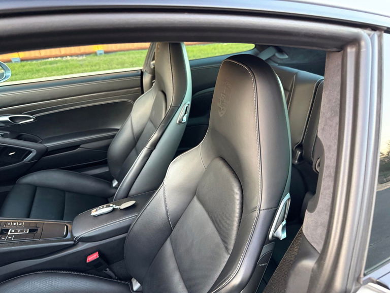 Porsche 991.2 Carrera GTS