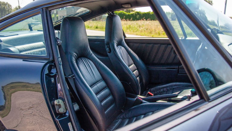 Porsche 964 Carrera 2