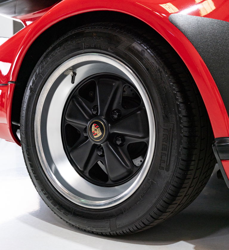 Porsche 911 Carrera 3.2 WTL