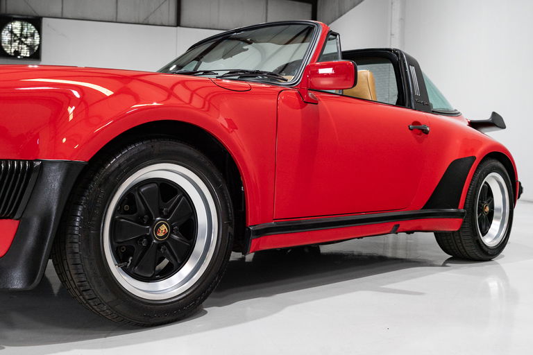 Porsche 911 Carrera 3.2 WTL