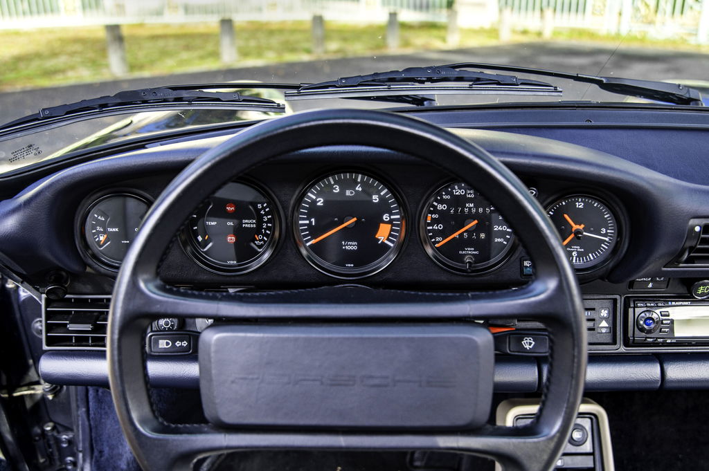 Porsche 911 Carrera 3.2