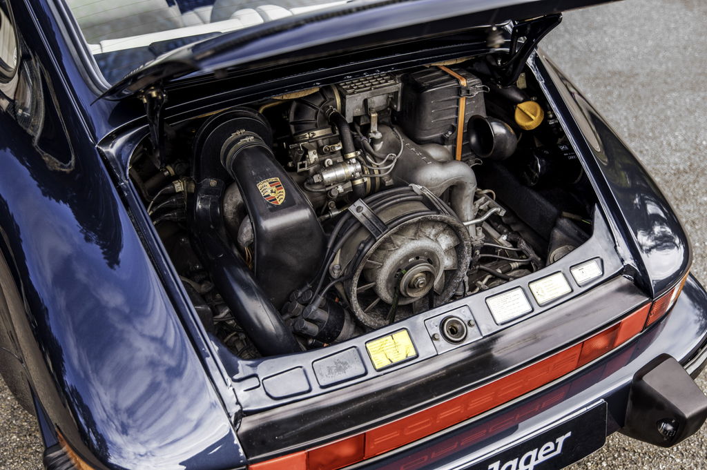 Porsche 911 Carrera 3.2