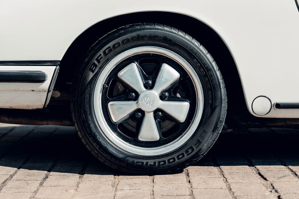 Porsche 911 S (F-Modell)