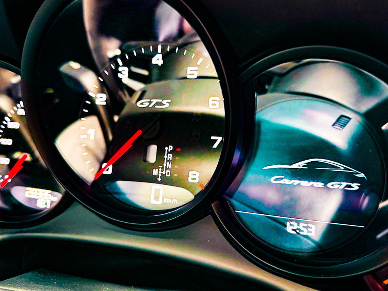 Porsche 991.2 Carrera GTS