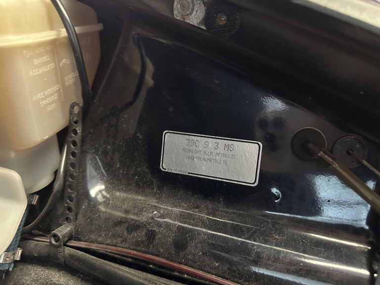 Porsche 964 Carrera 4