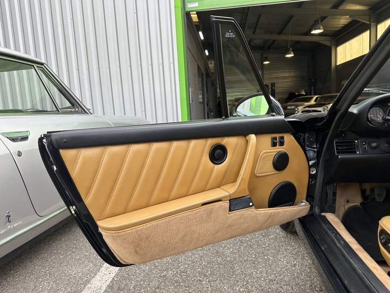 Porsche 964 Carrera 4