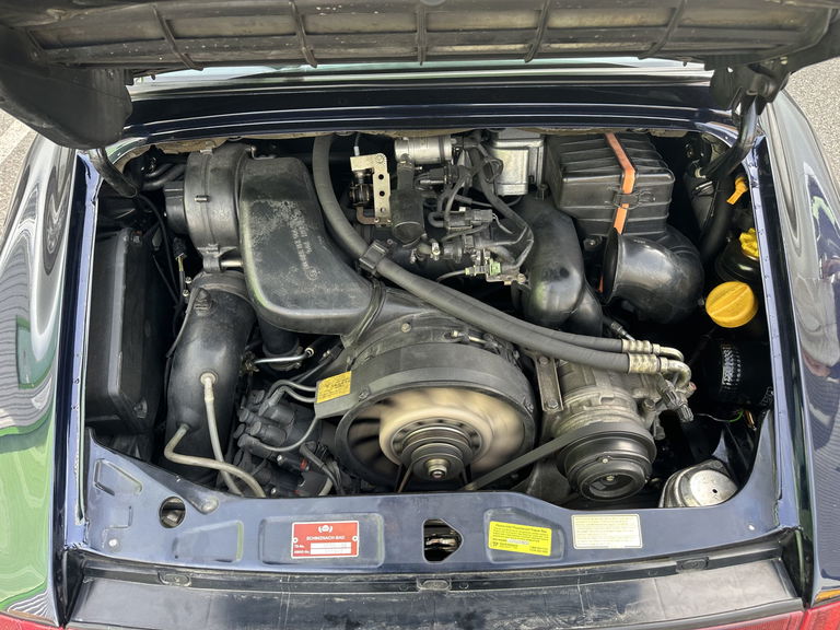 Porsche 964 Carrera 4