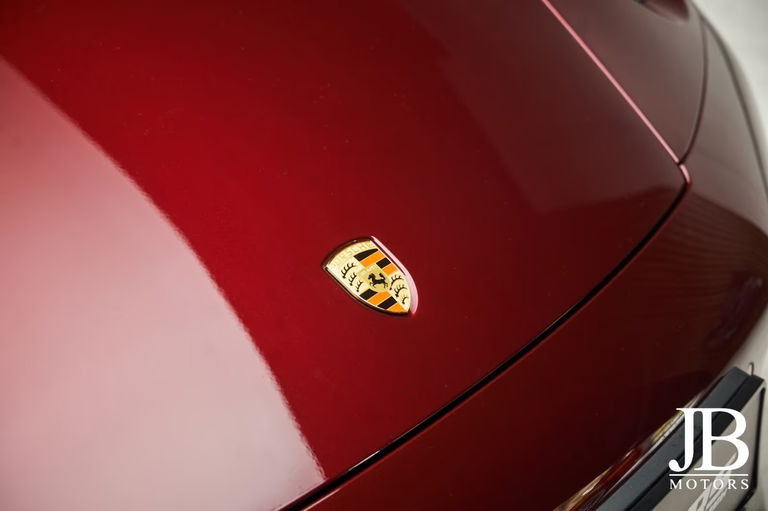 Porsche 992 Heritage Design Edition