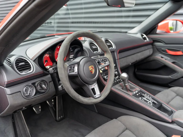 Porsche 718 Spyder