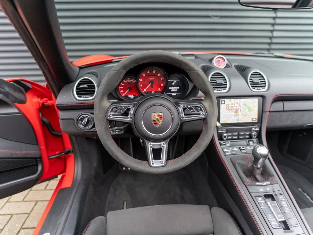 Porsche 718 Spyder