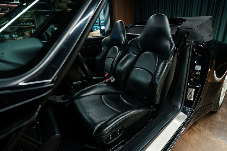 Porsche 993 Carrera 4