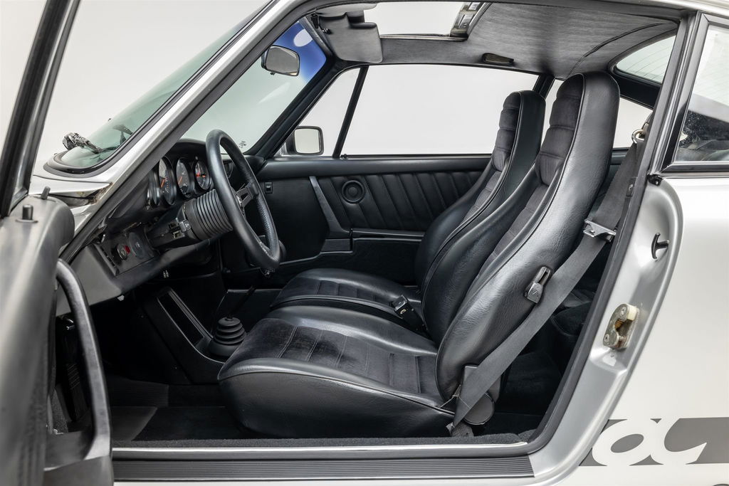 Porsche 911 Carrera 3.0