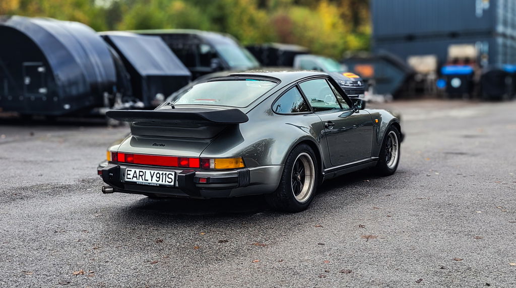 Porsche 911 Turbo 3.3