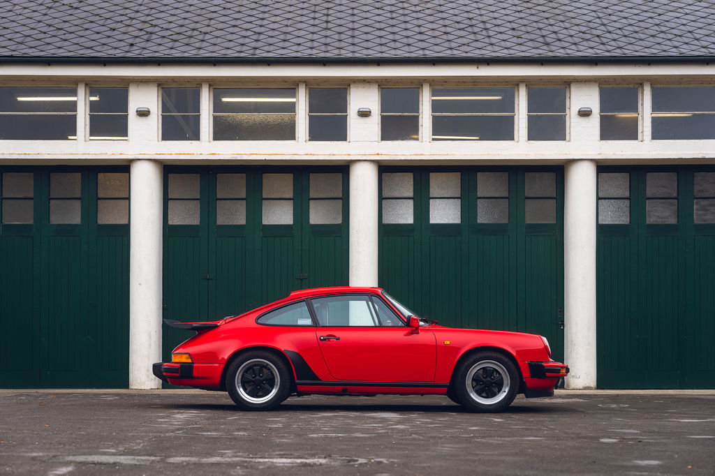 Porsche 911 Carrera 3.2