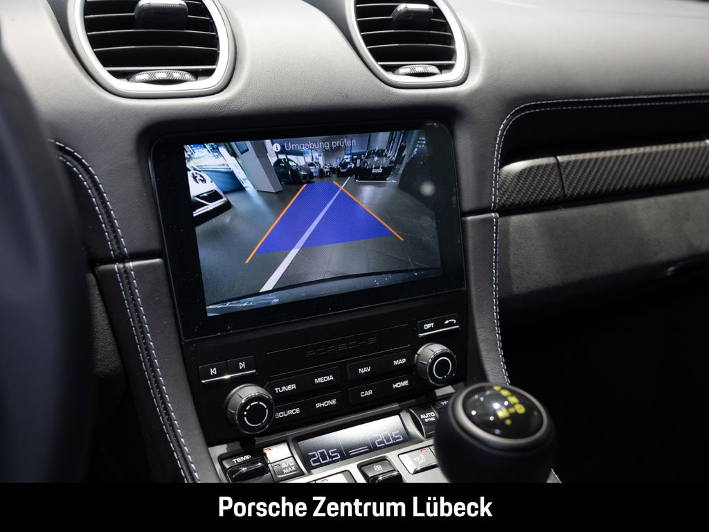 Porsche 718 Spyder RS