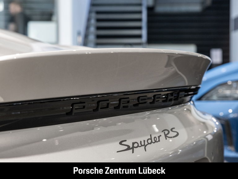 Porsche 718 Spyder RS