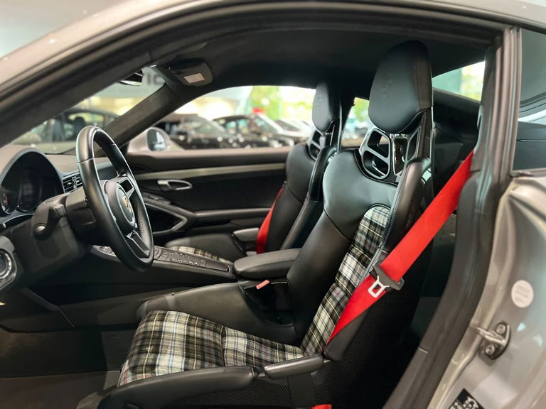 Porsche 991 GT3 Touring