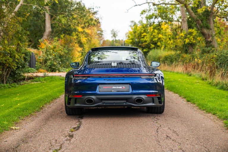 Porsche 992 Carrera GTS