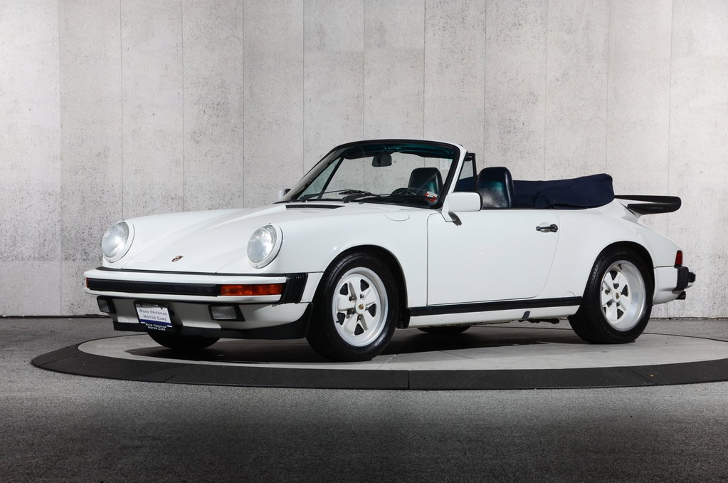 Porsche 911 Carrera 3.2 (US)