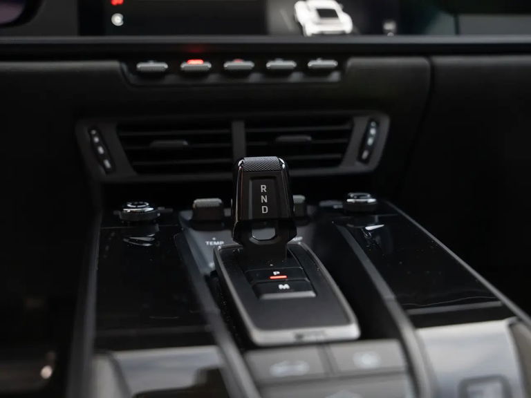 Porsche 992.2 Carrera 4 GTS